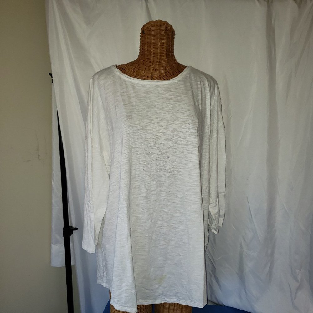 Chico's Women's White "The Ultimate Tee" Long Sleeve Scoop Neck - Size 4